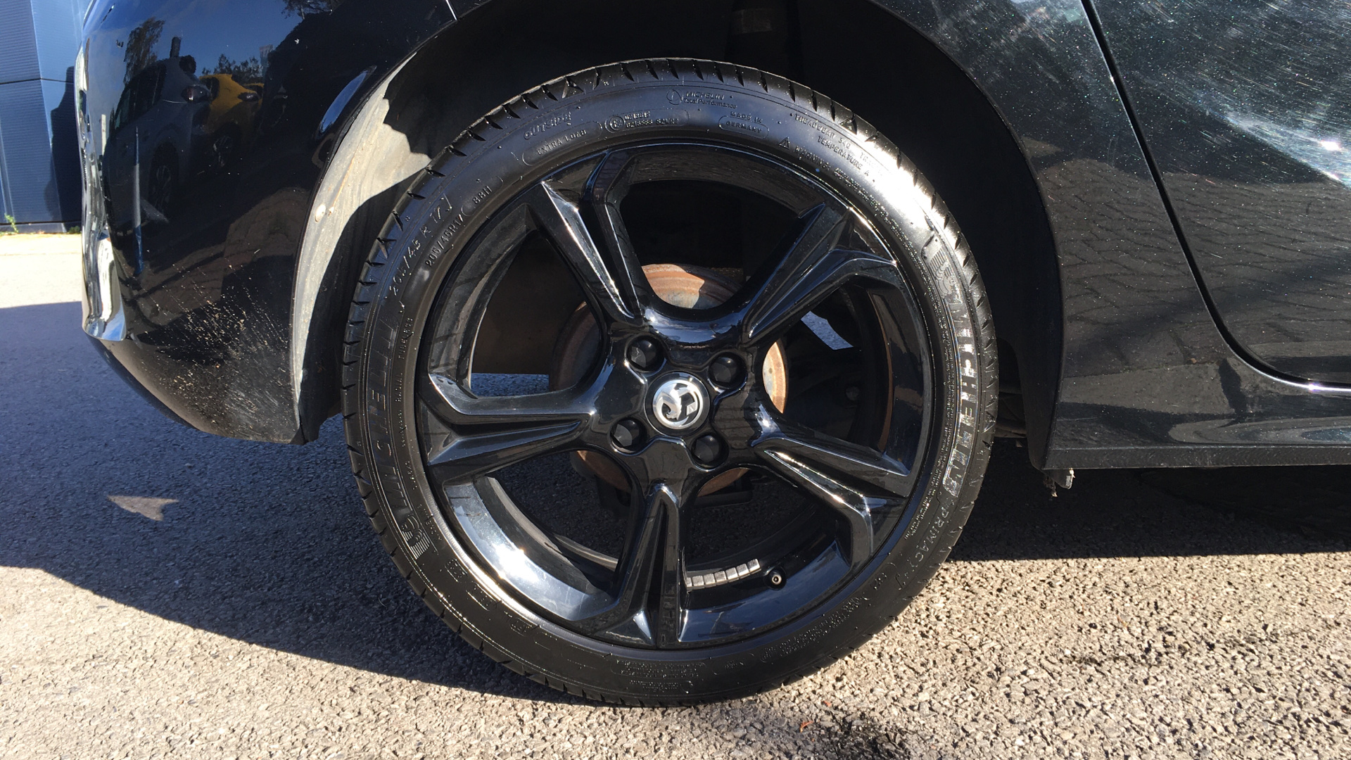 car image