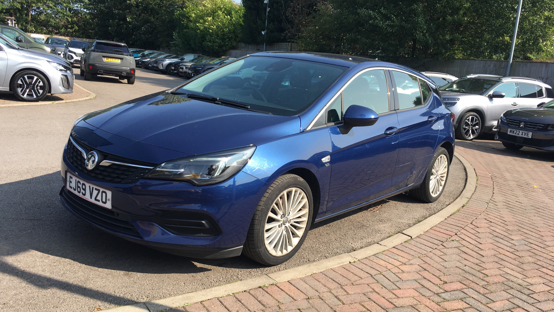 car image