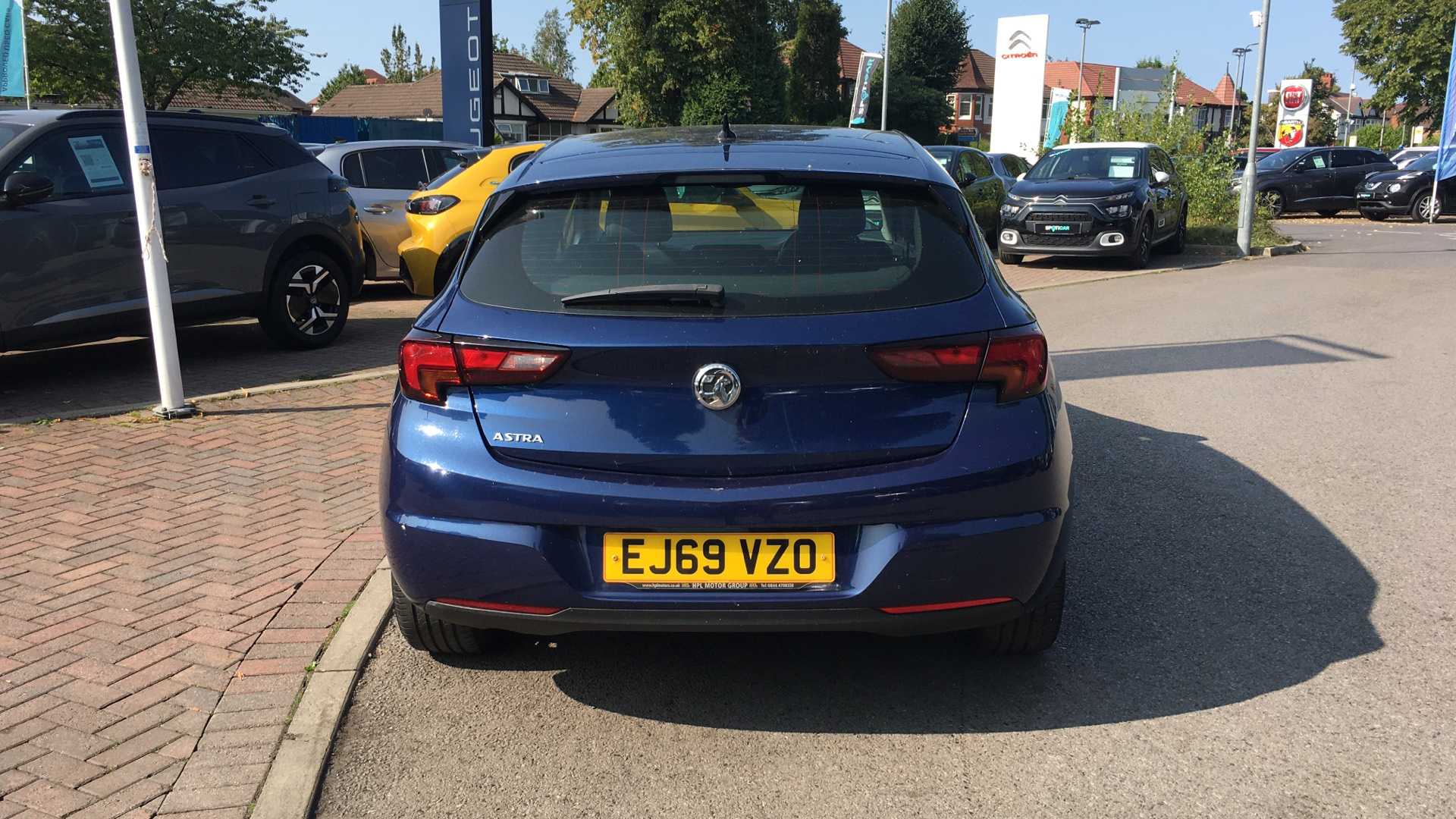 car image