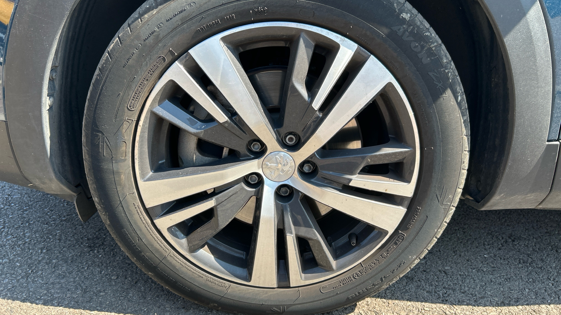 car image