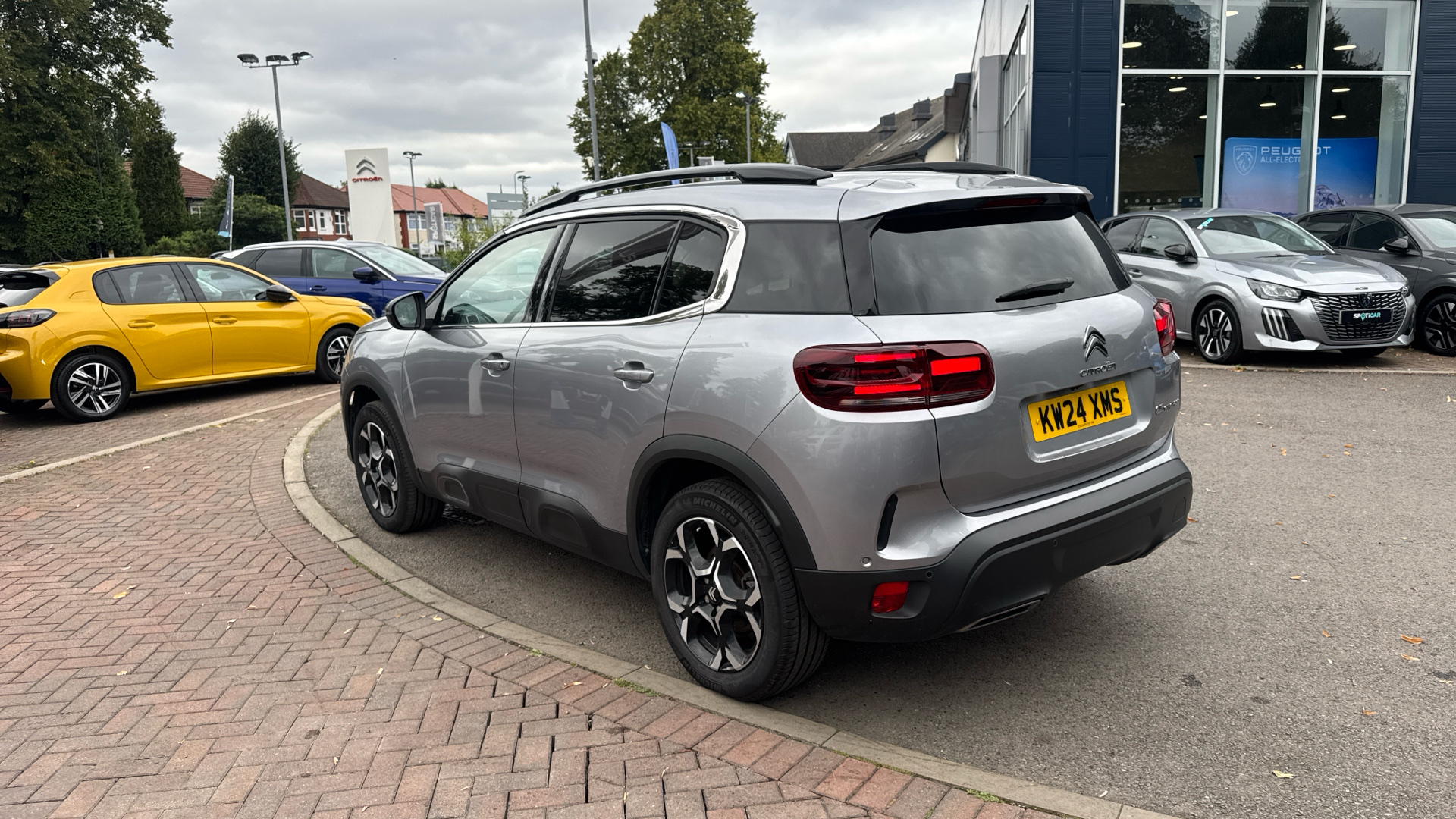 car image