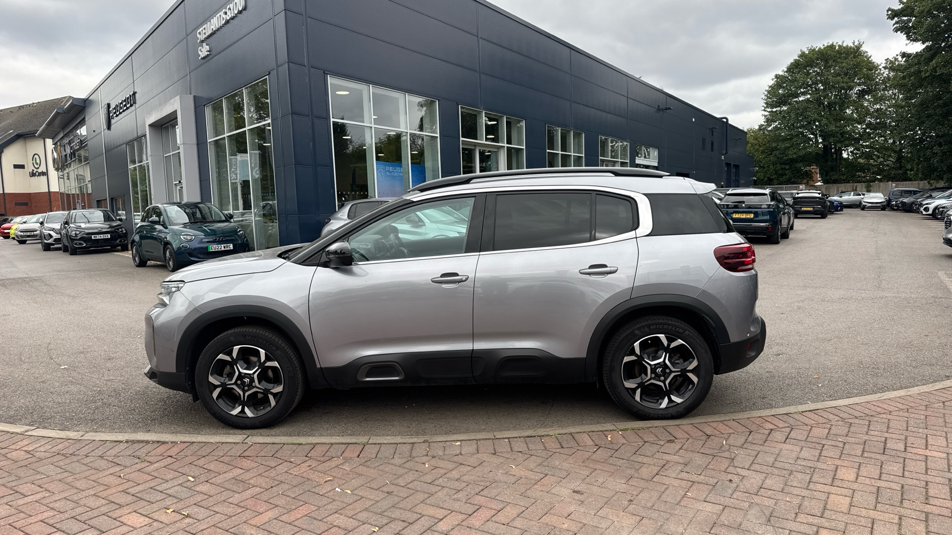 car image
