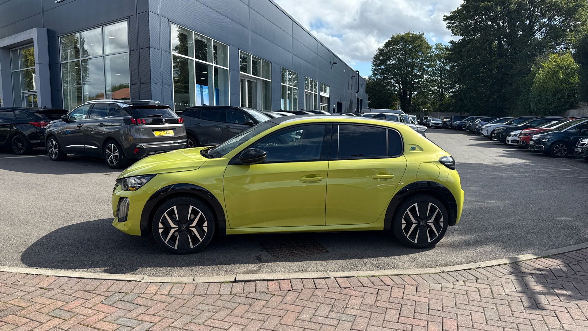car image