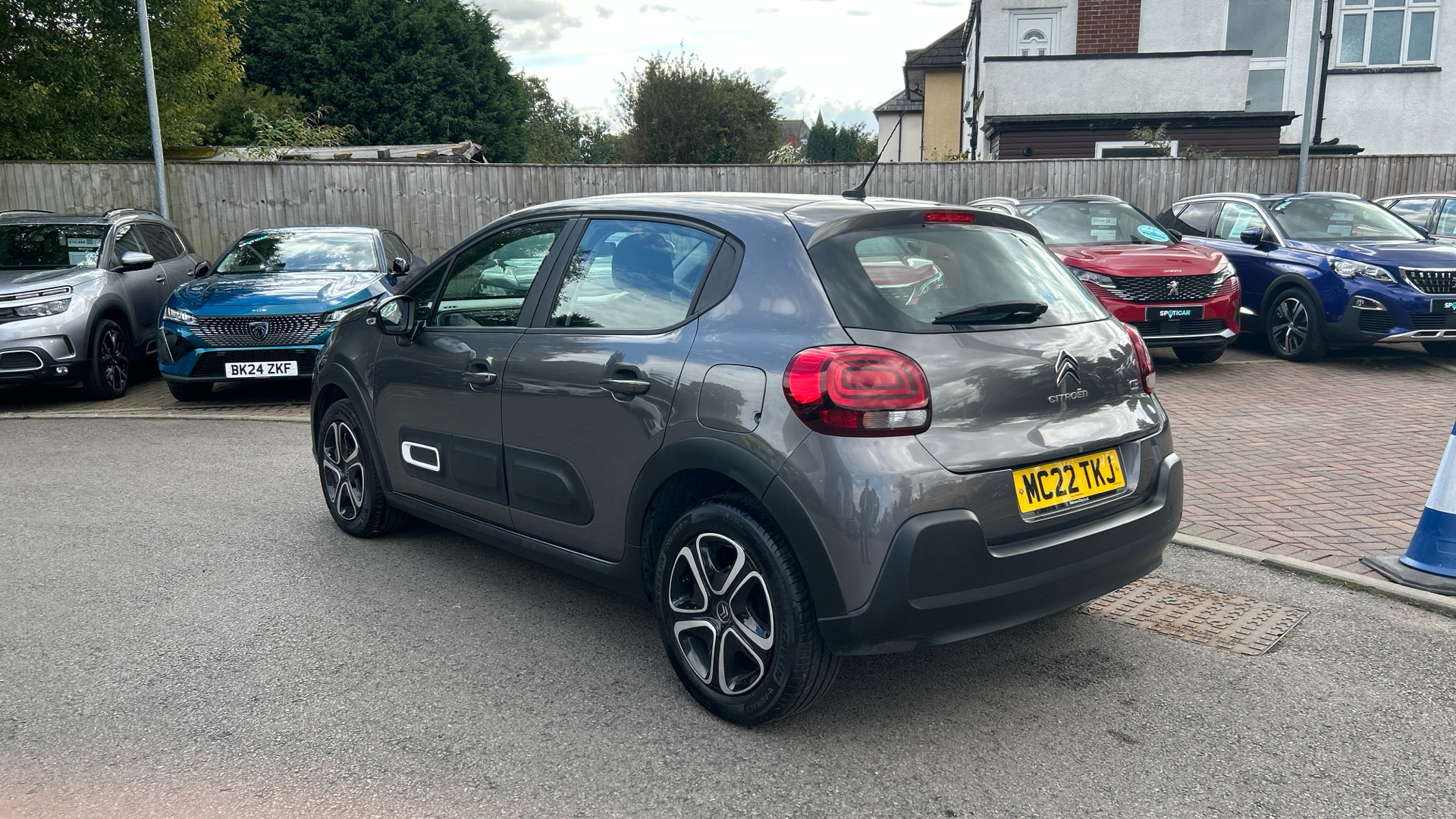 car image