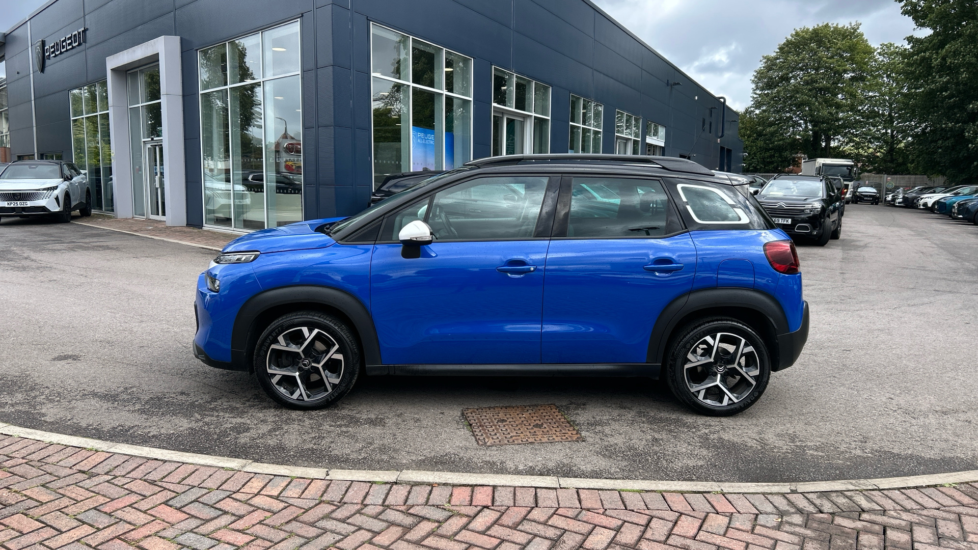 car image