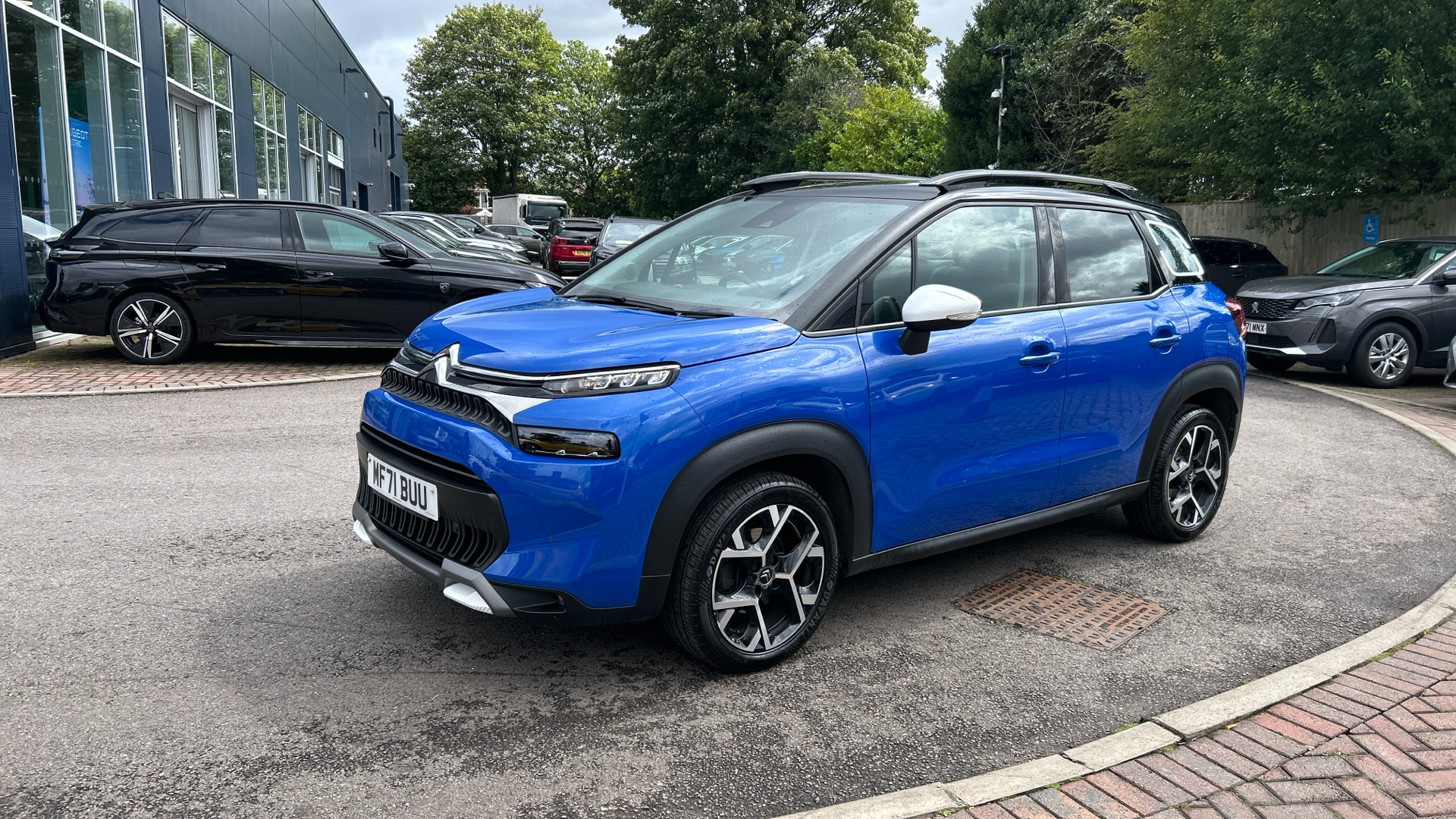 car image