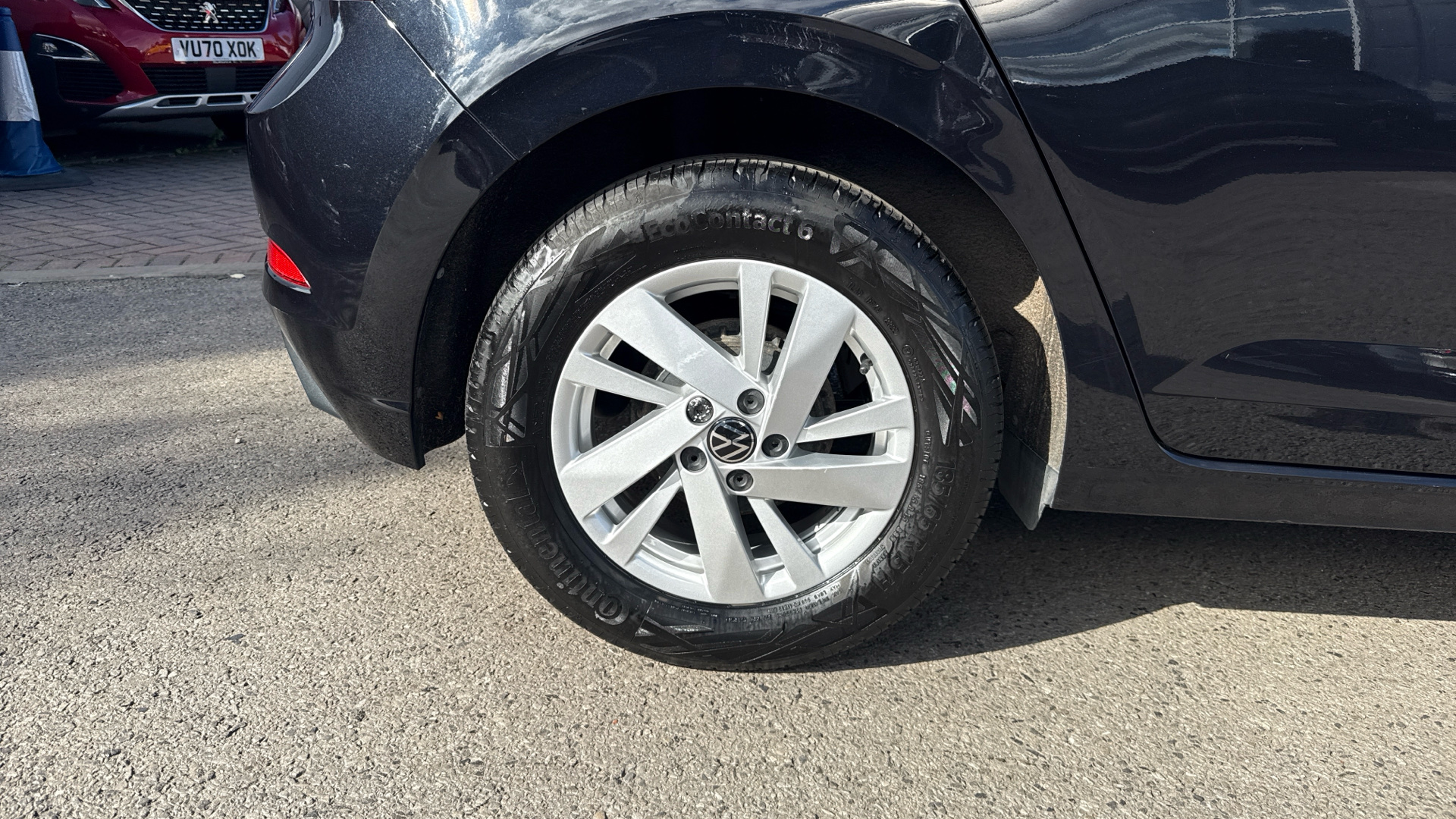 car image