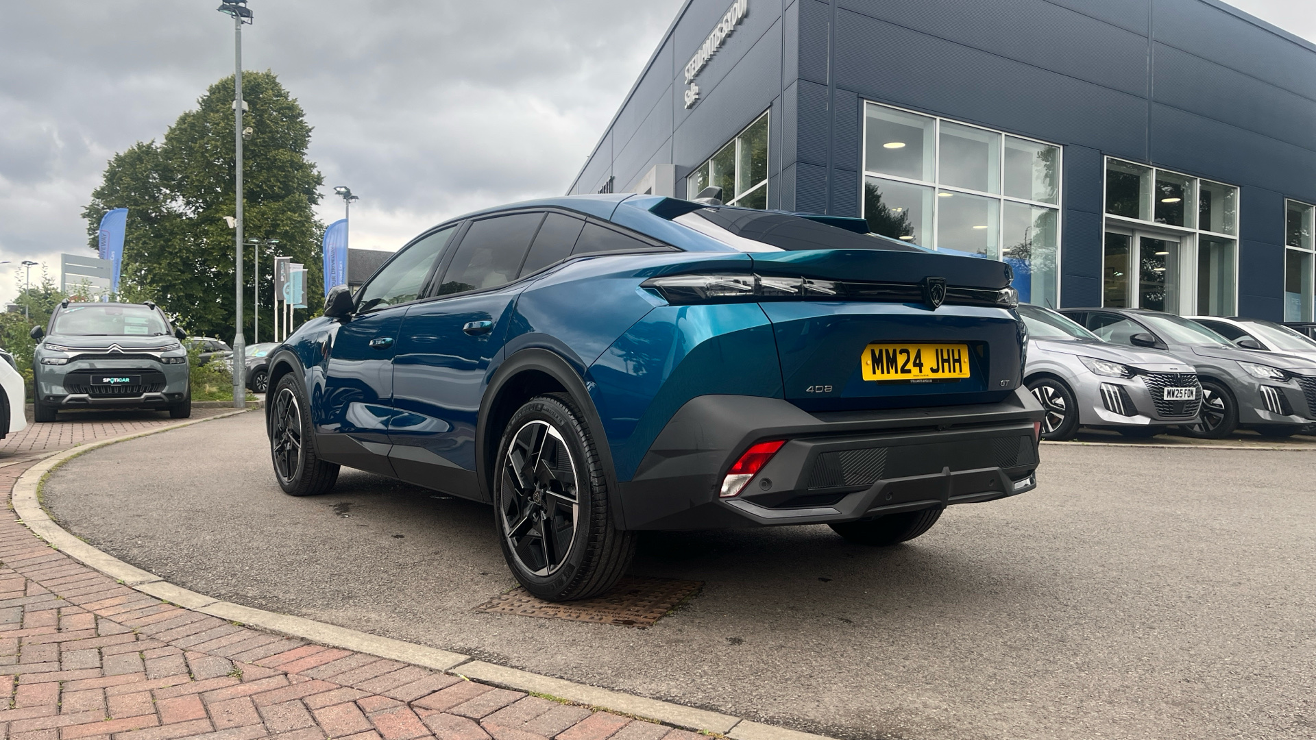 car image