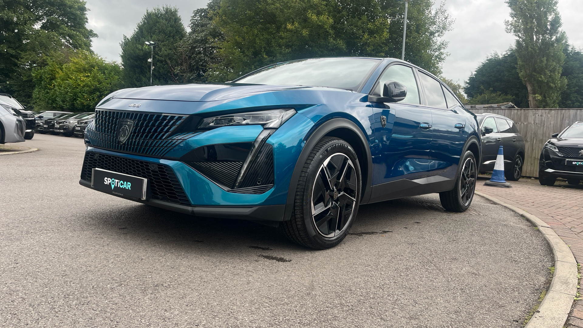 car image