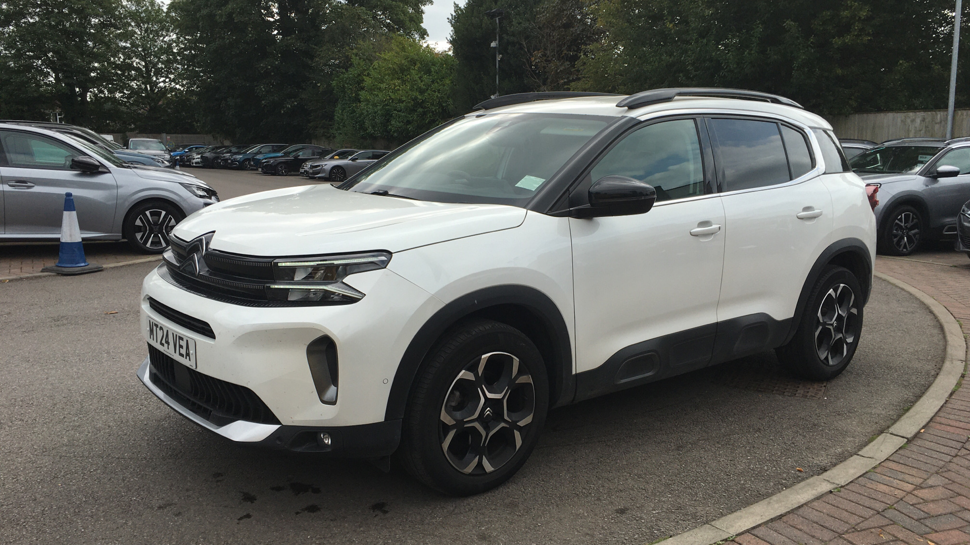 car image