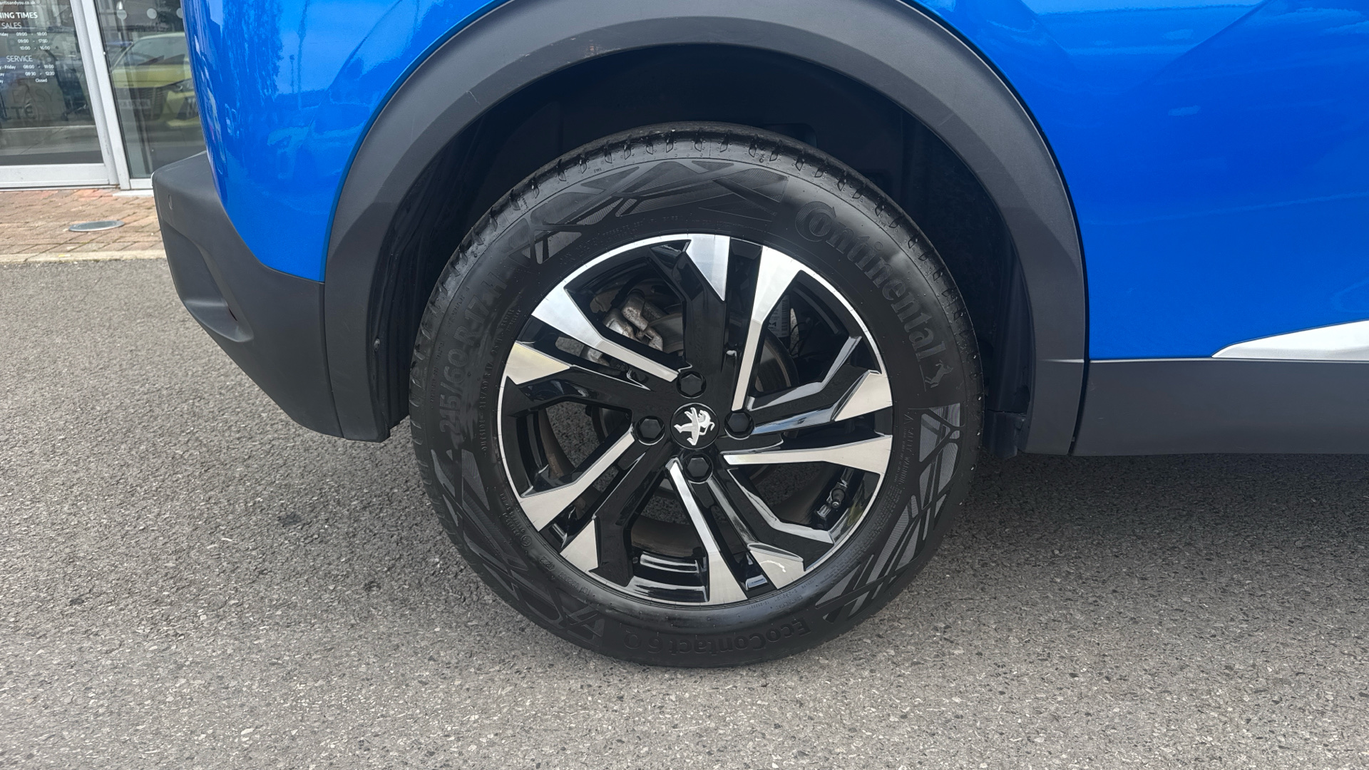 car image