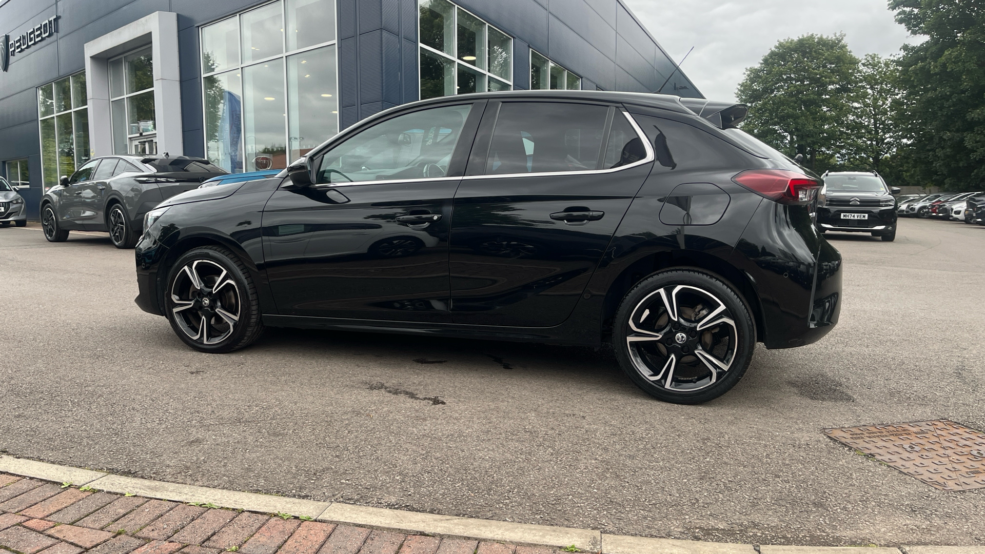 car image