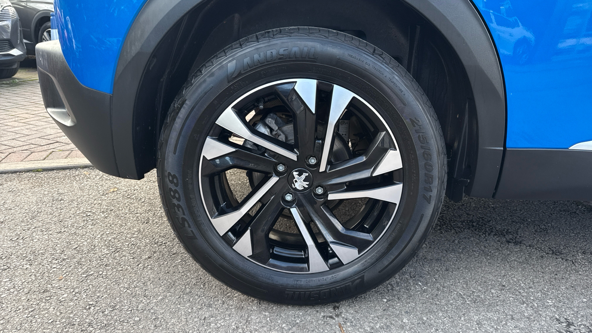 car image