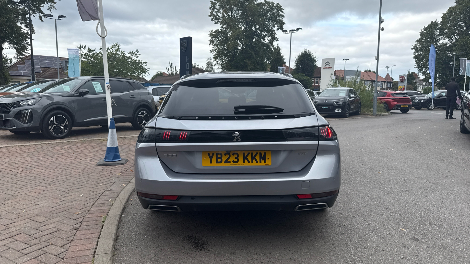 car image