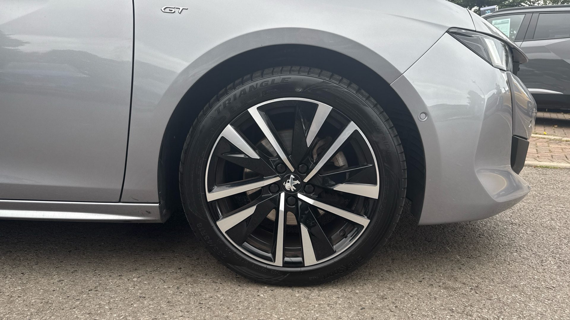 car image