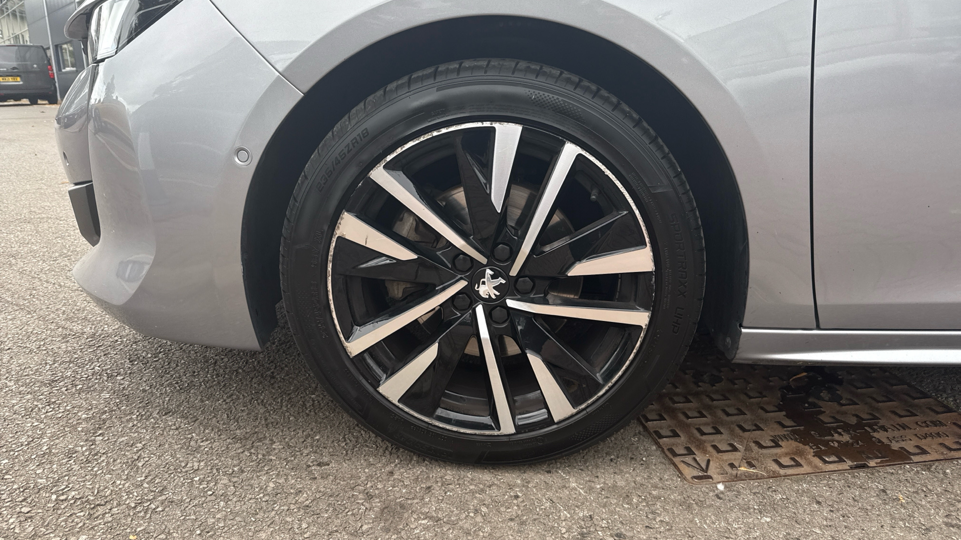 car image