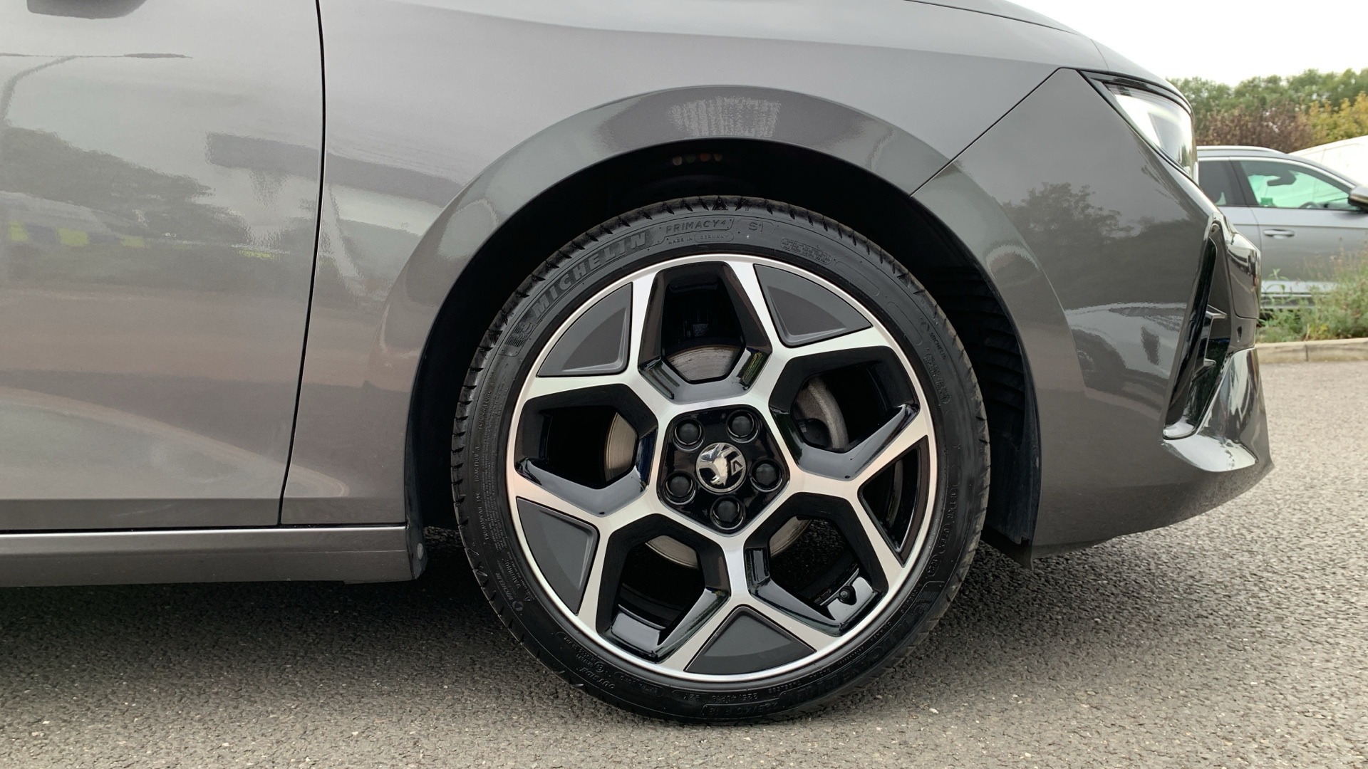 car image