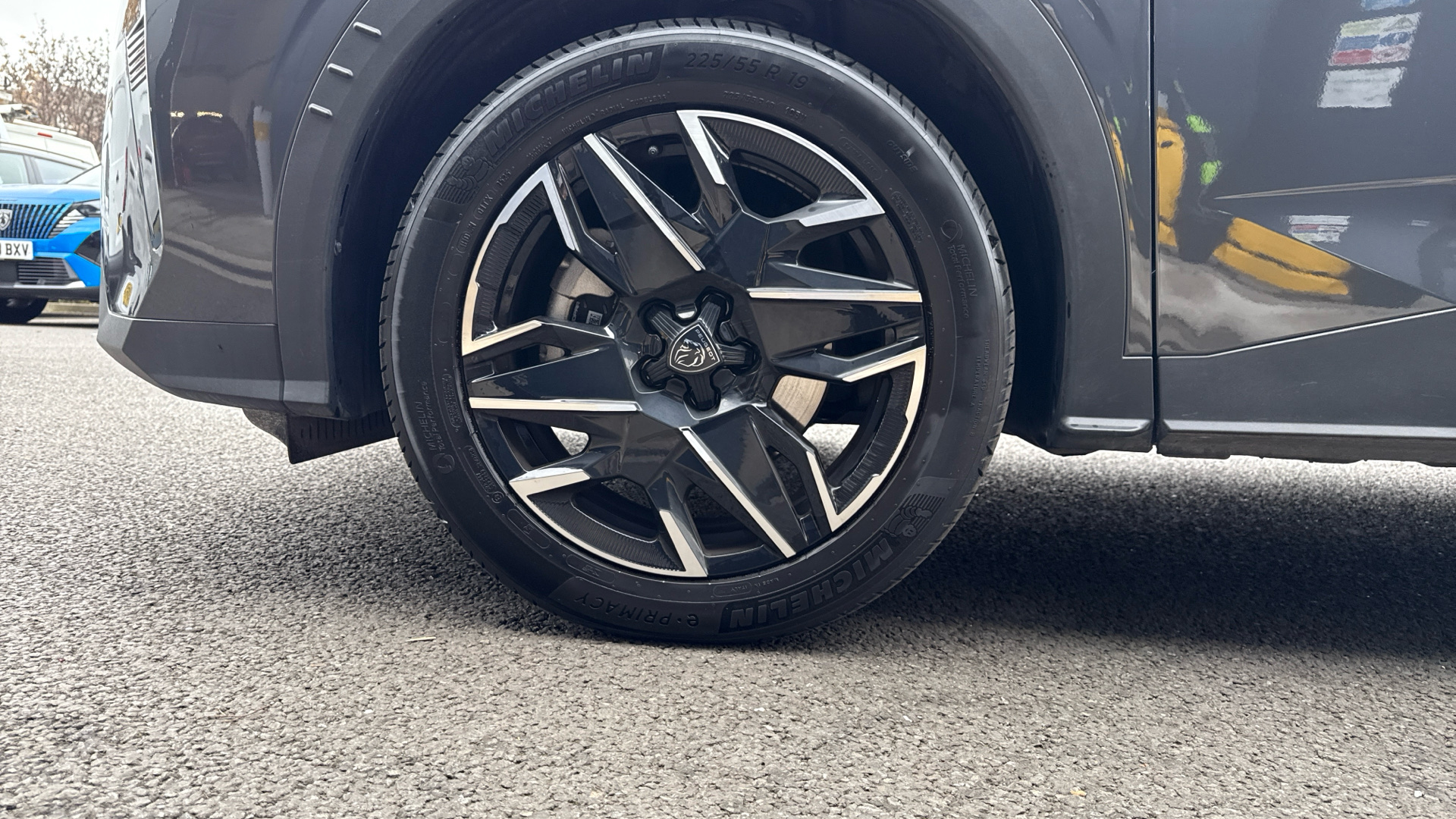 car image