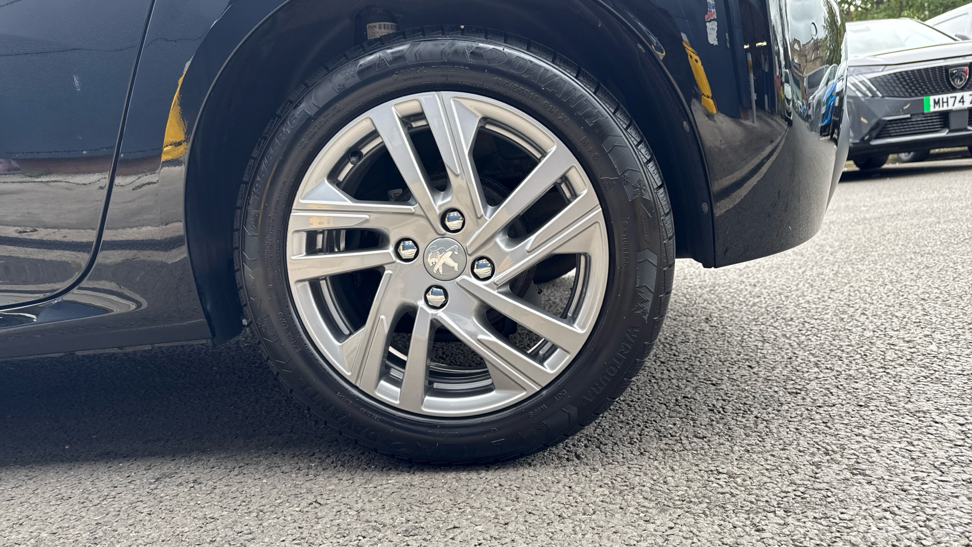 car image