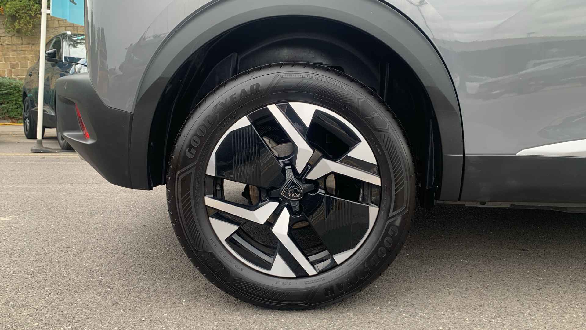 car image