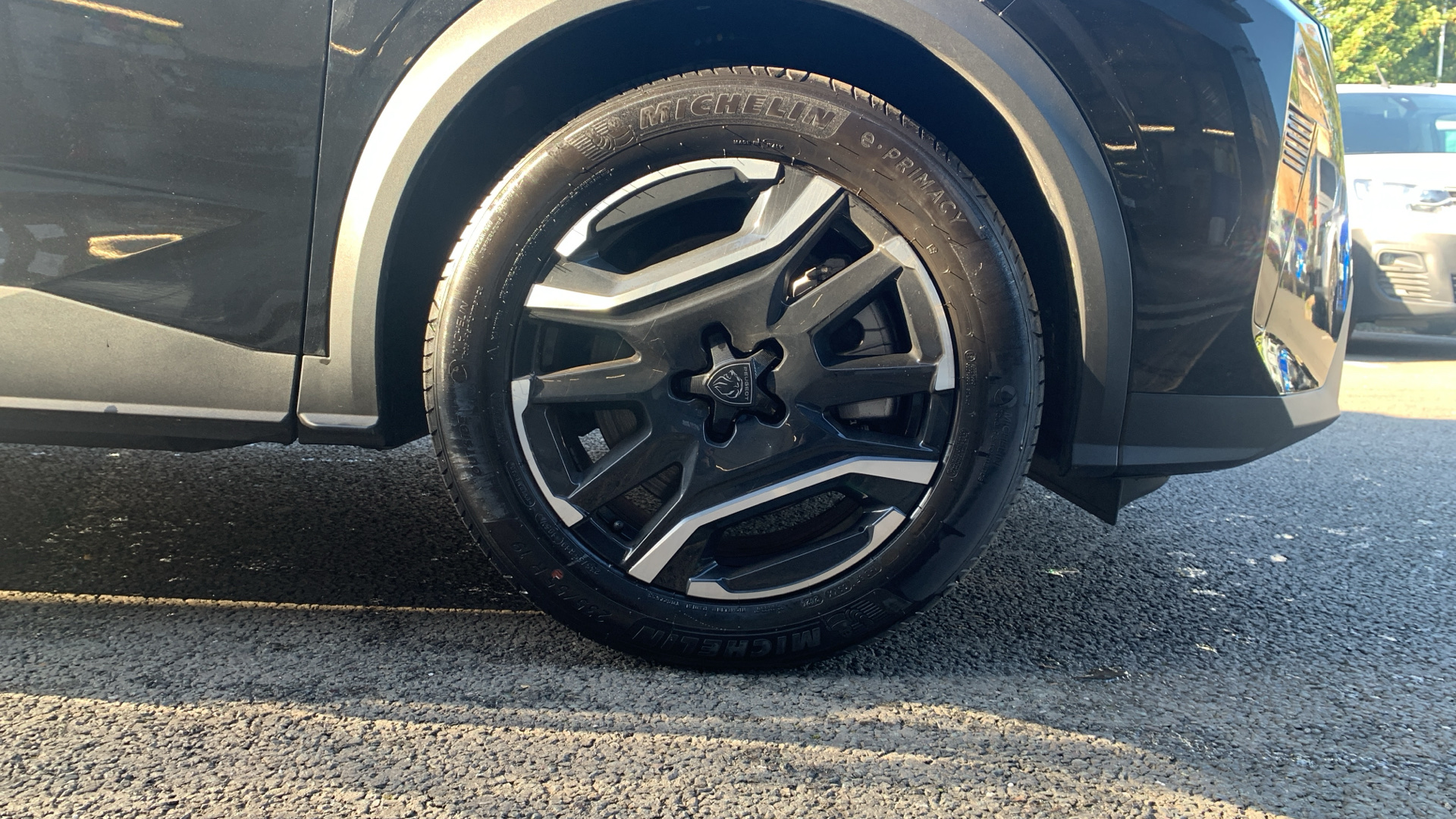 car image