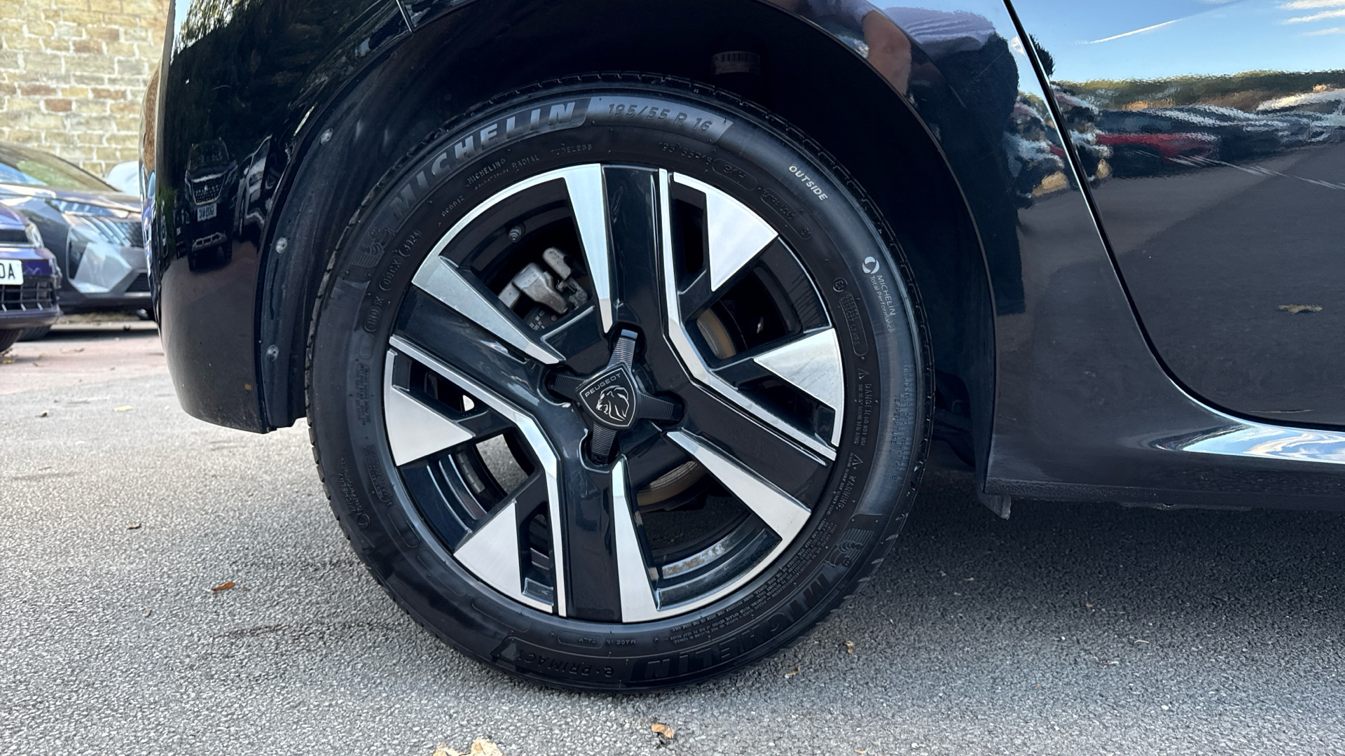 car image
