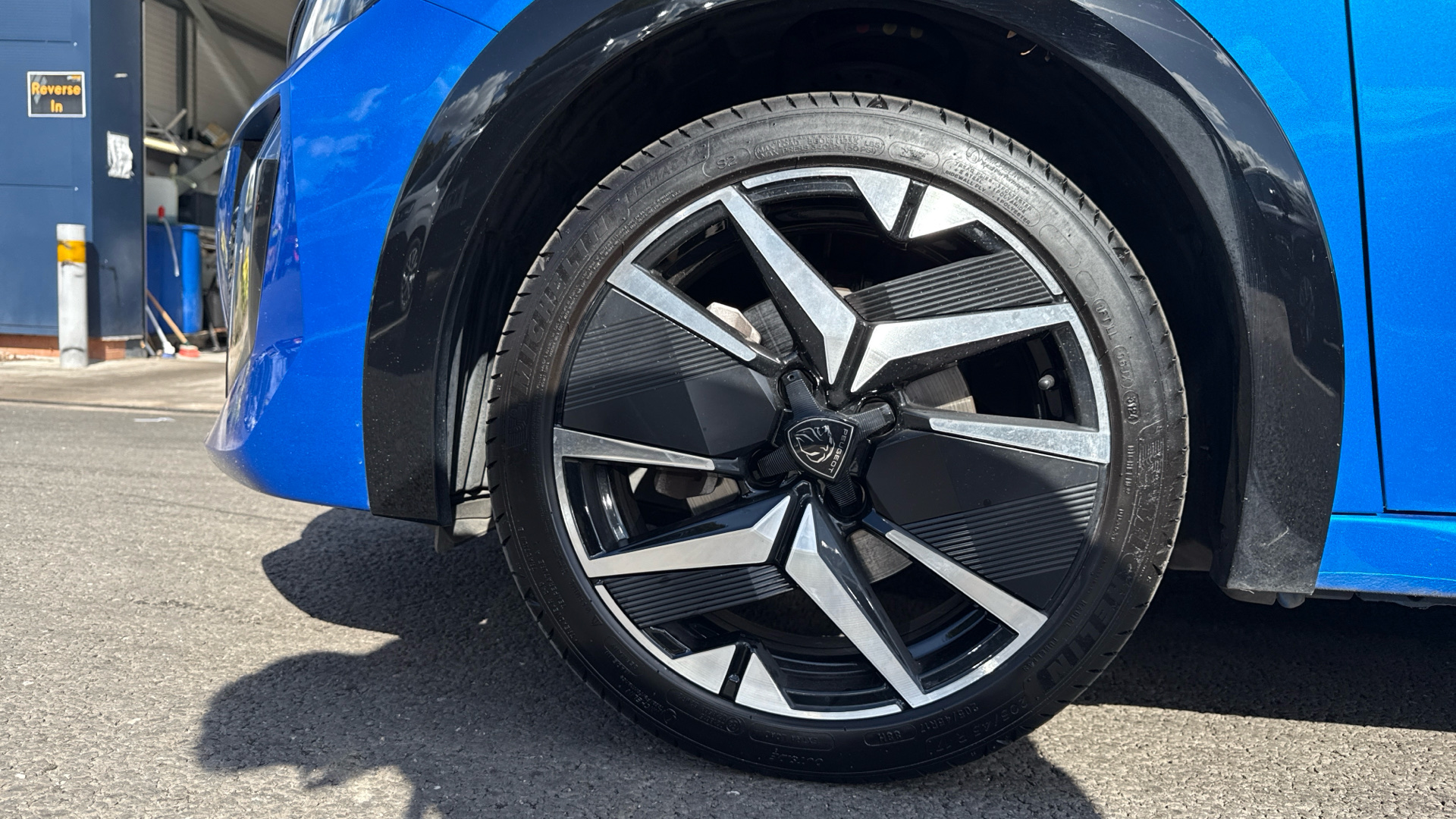 car image