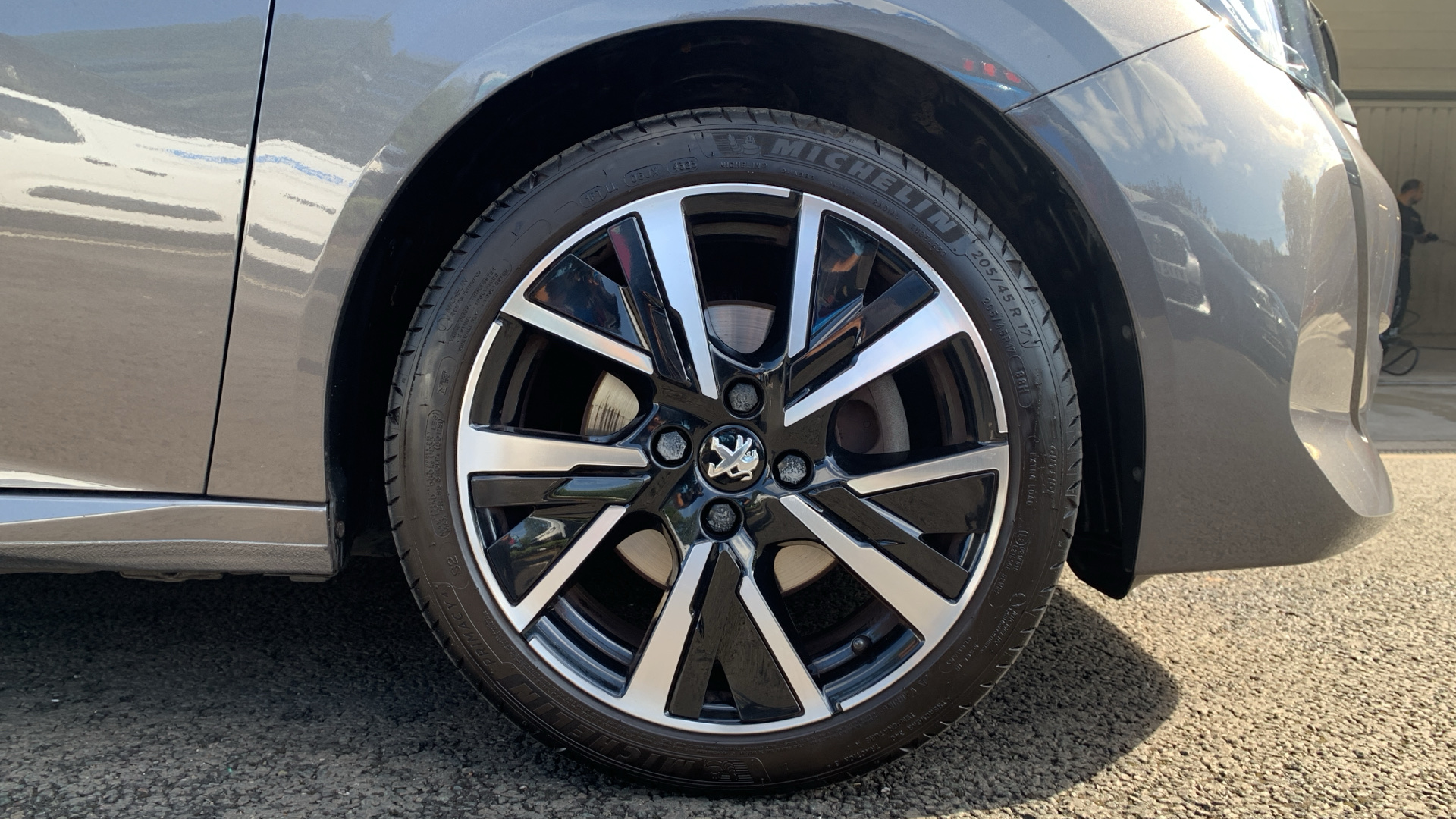 car image