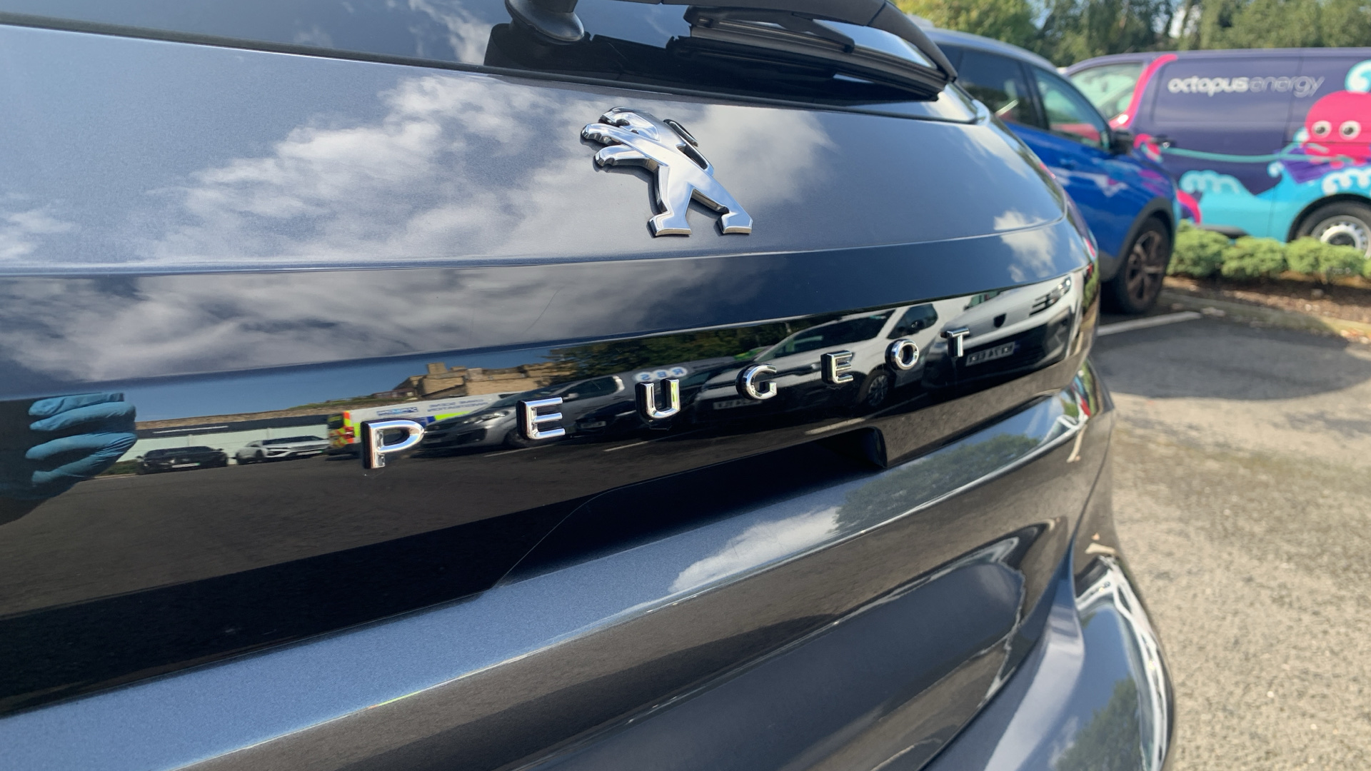 car image
