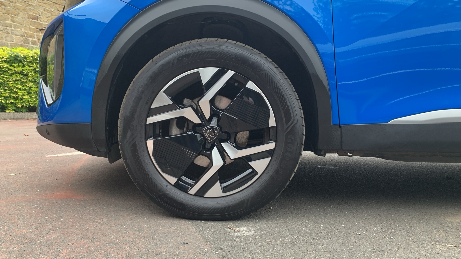 car image