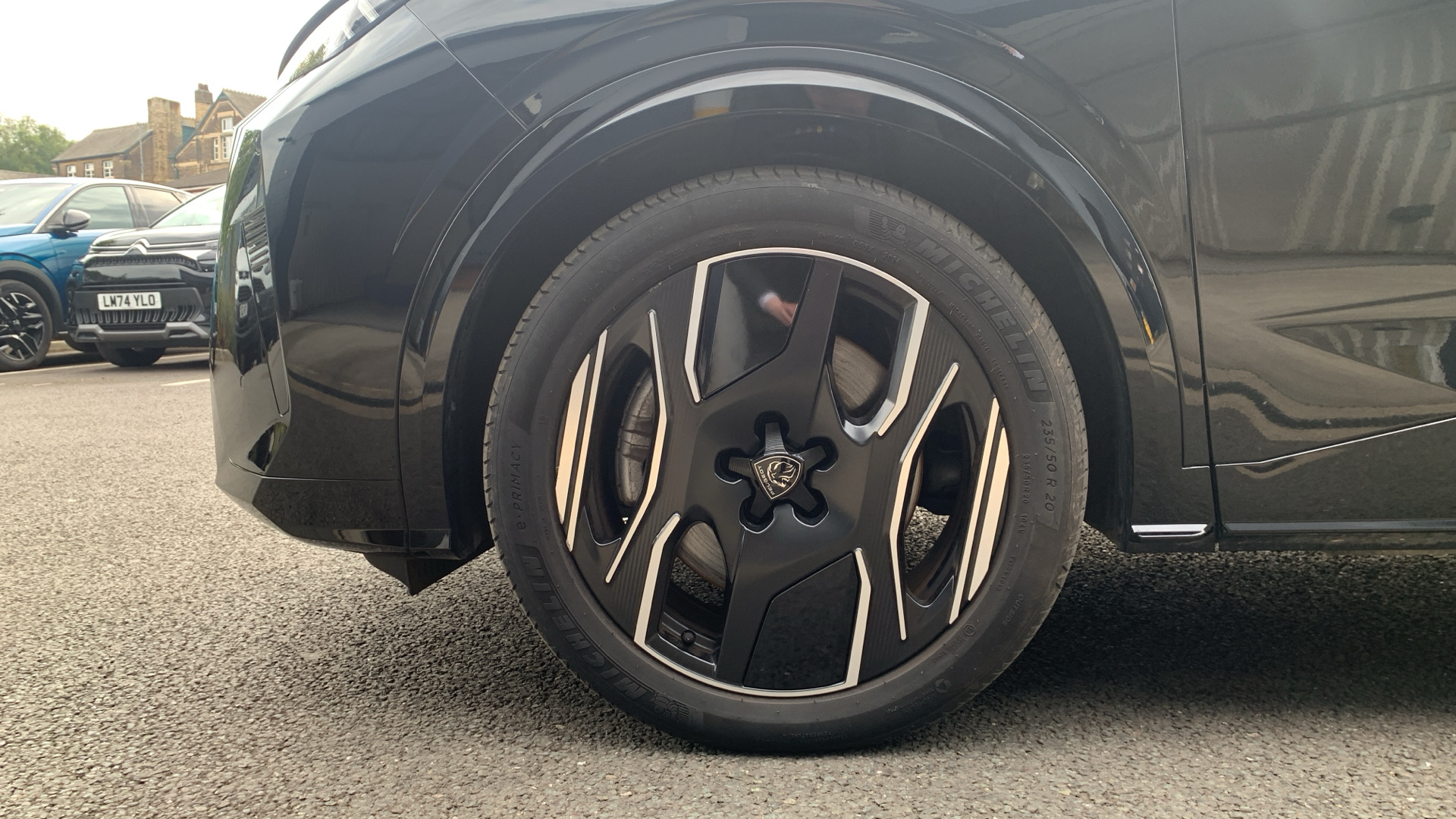 car image