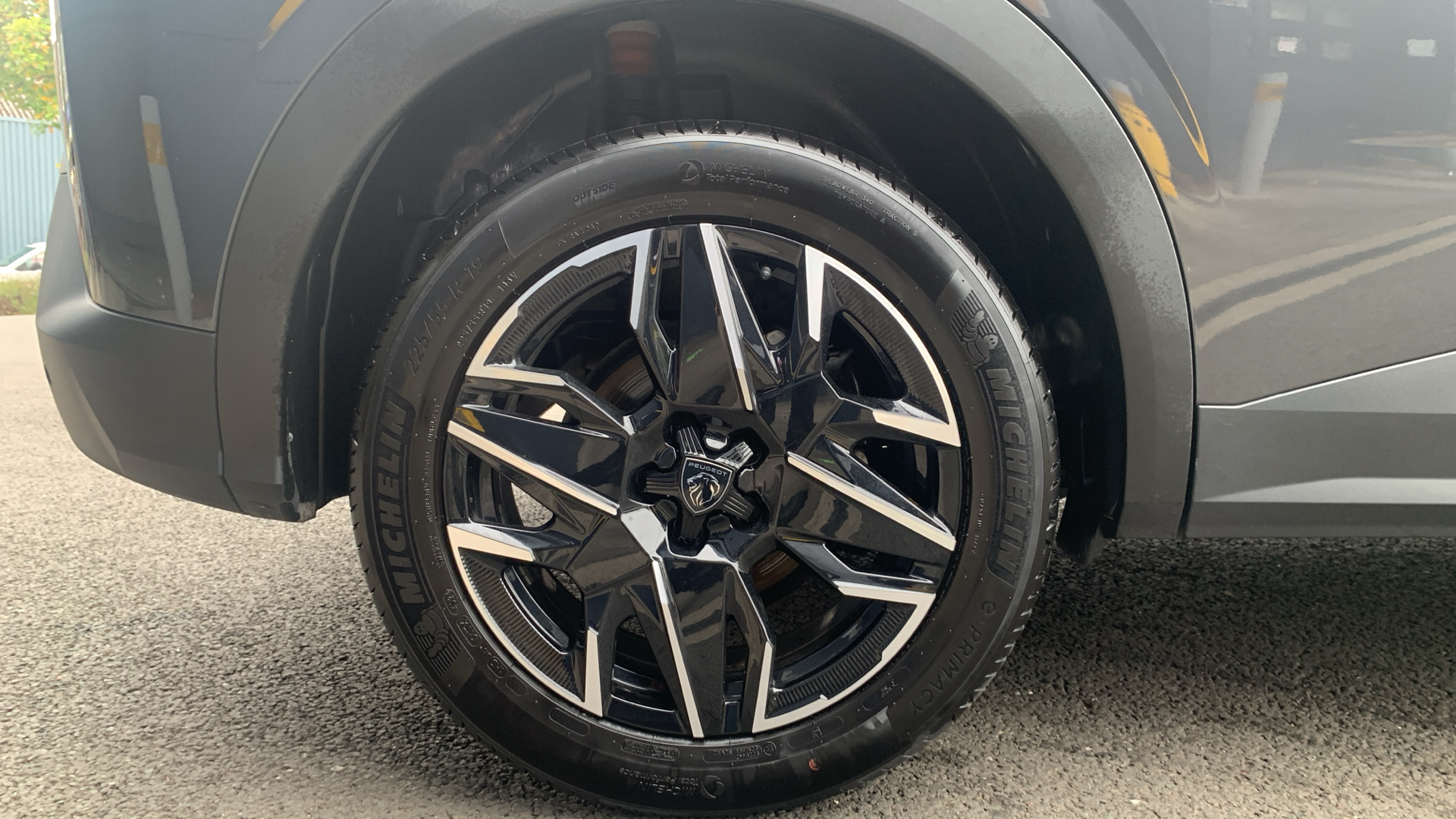 car image