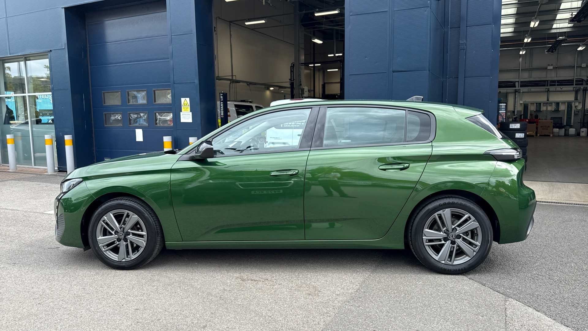 car image