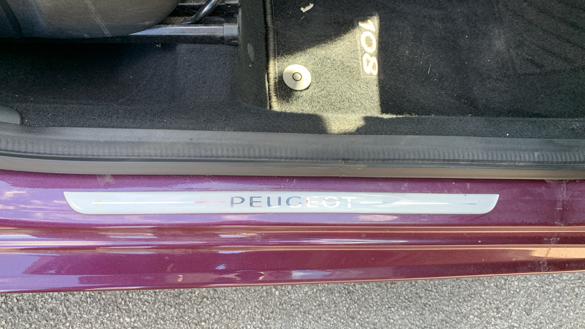 car image