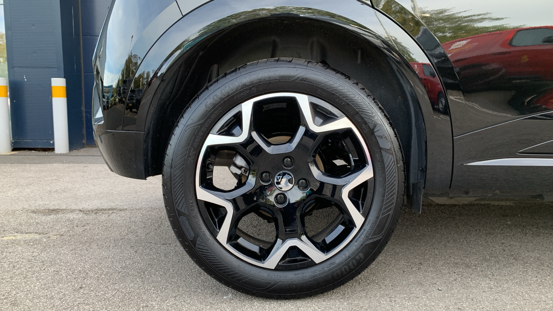 car image