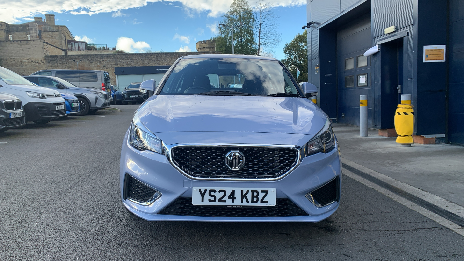 car image