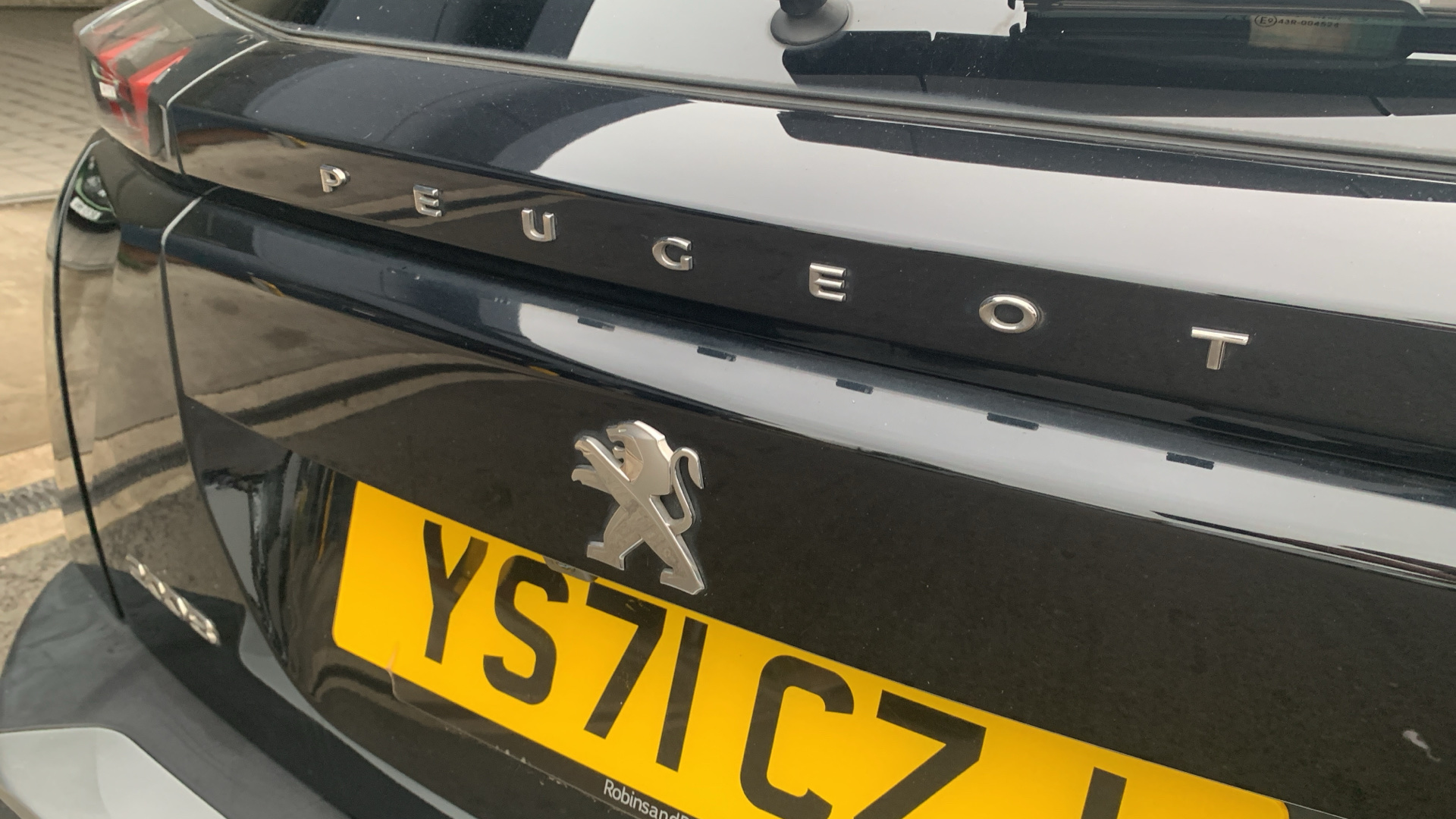 car image