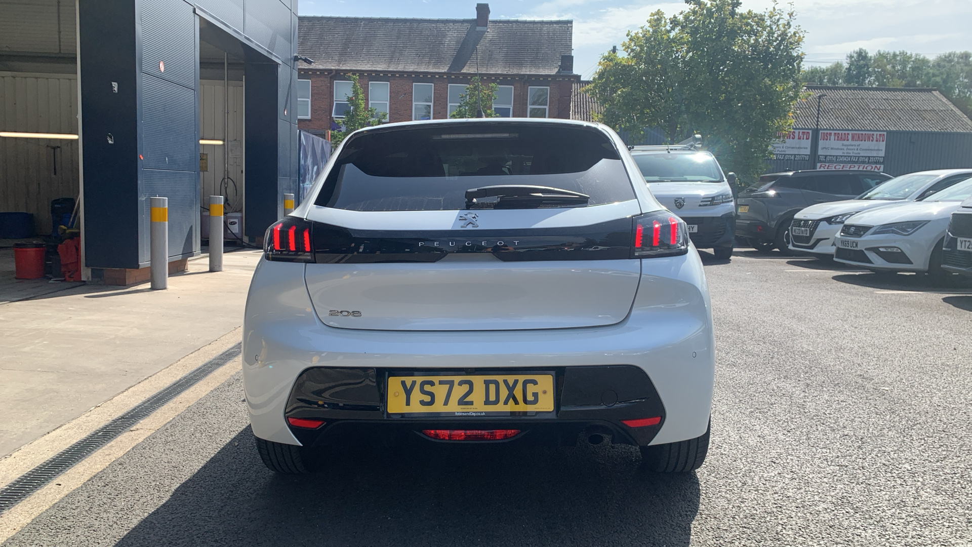 car image