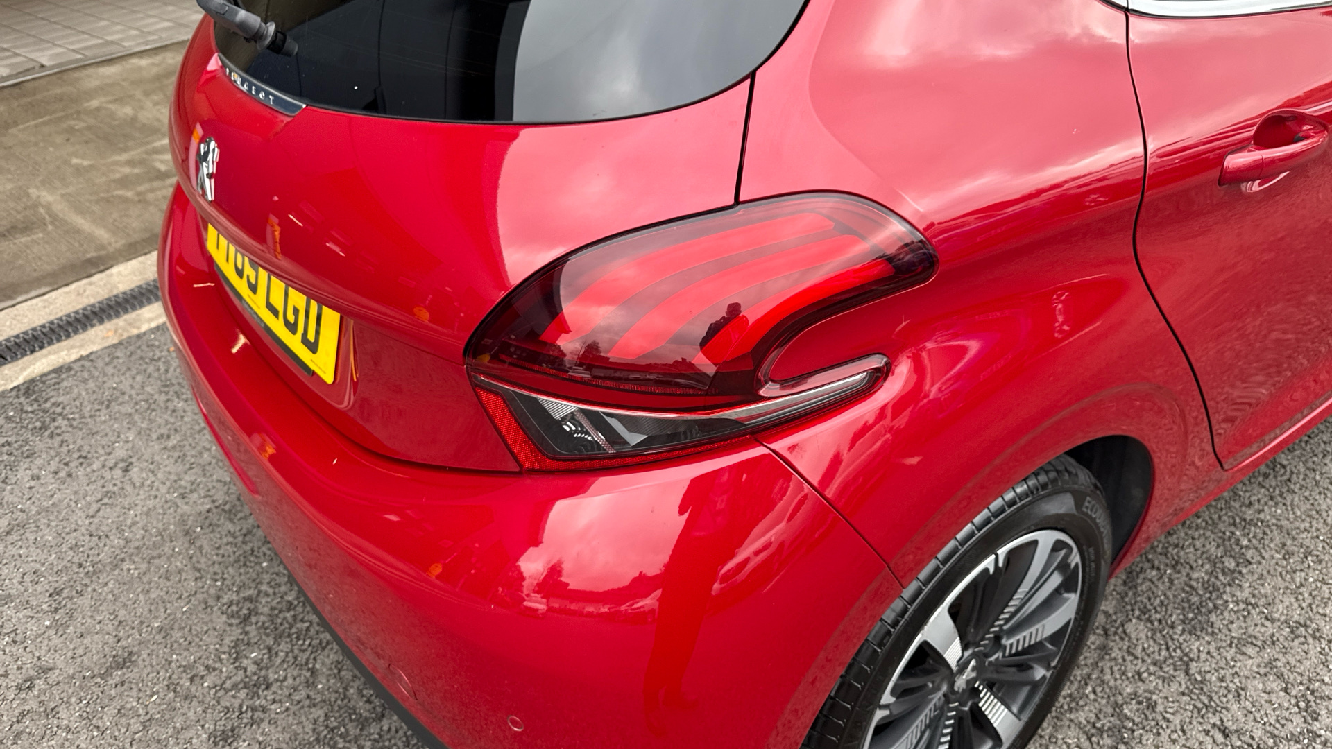 car image