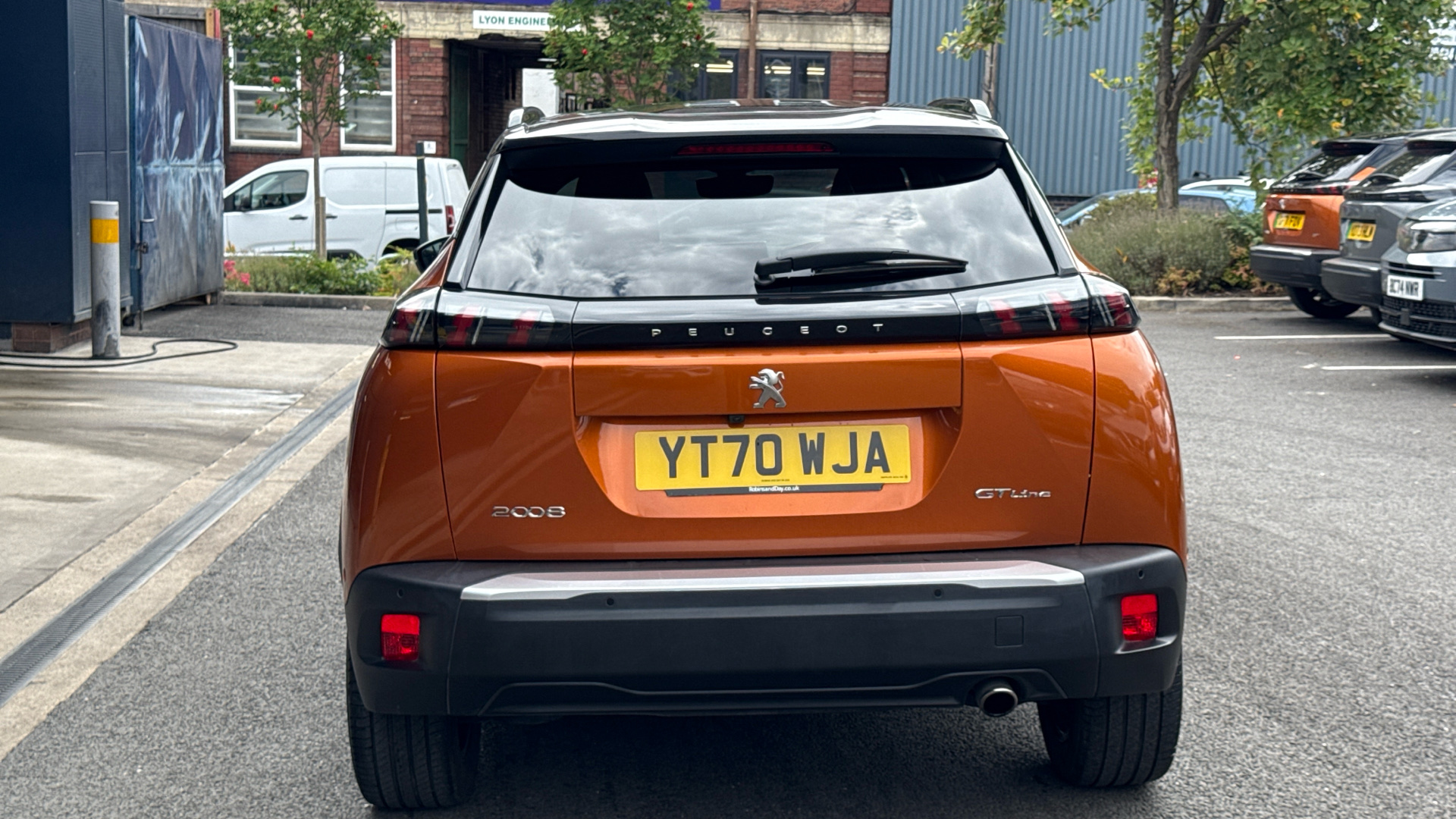 car image