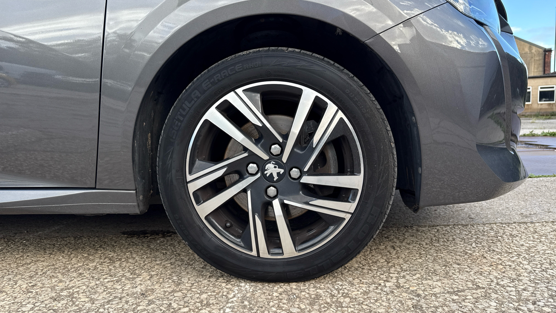 car image