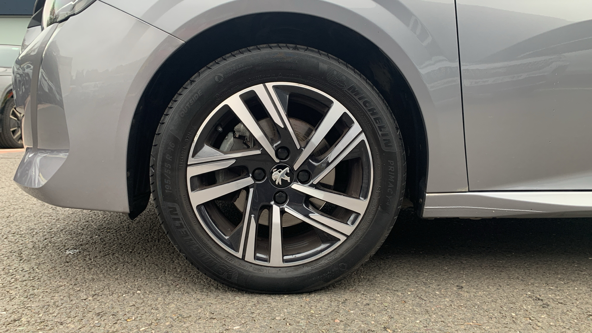 car image
