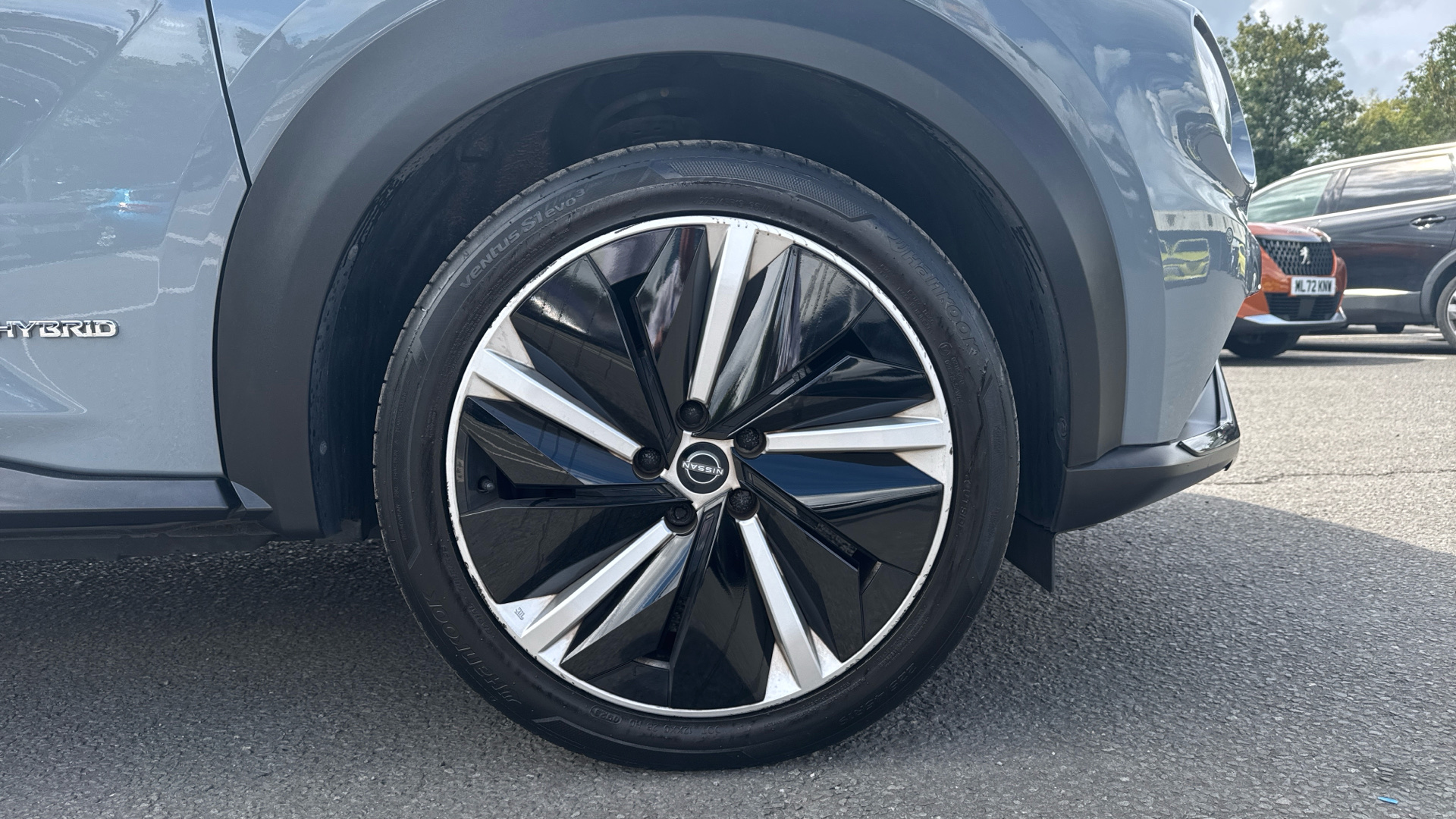 car image