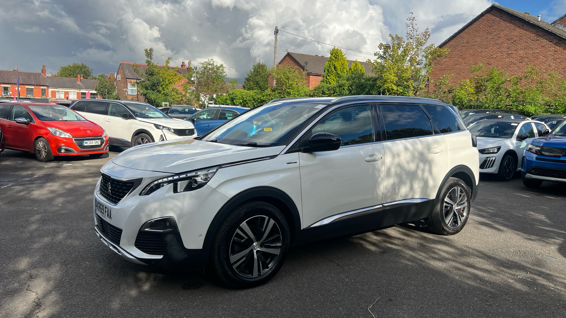car image