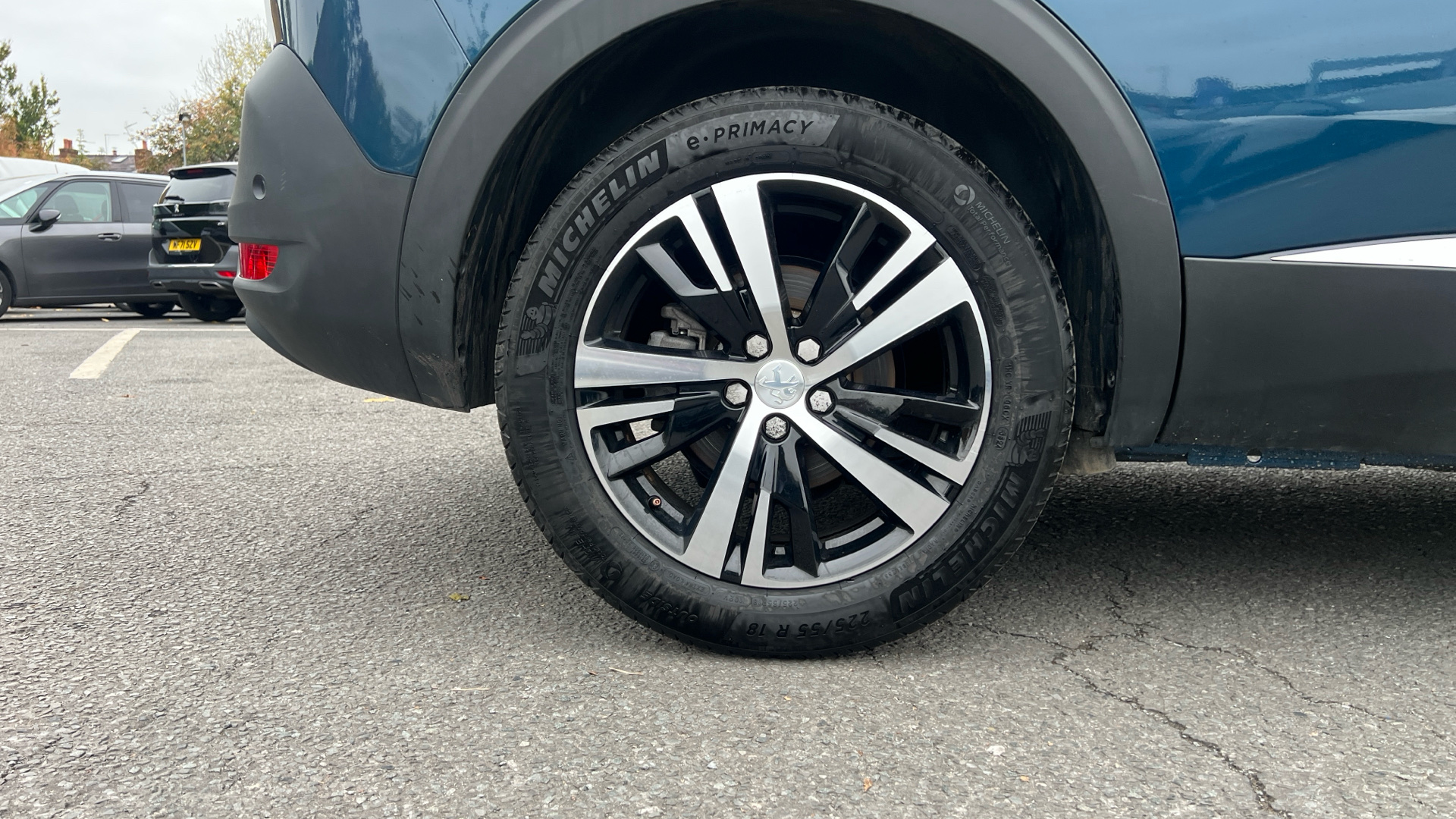 car image