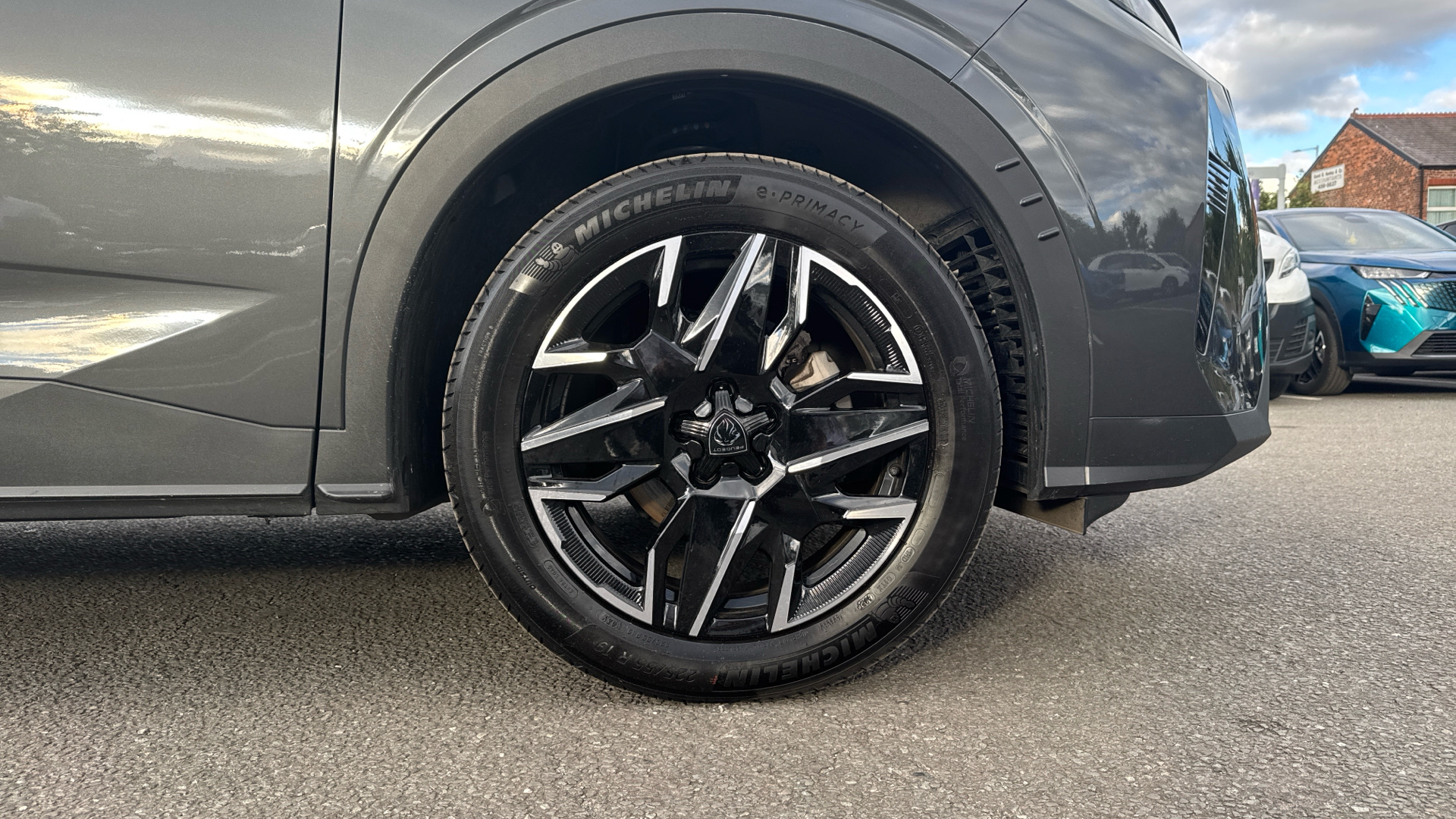 car image