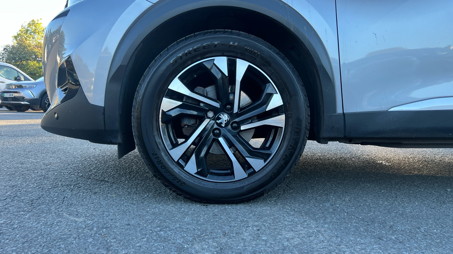 car image
