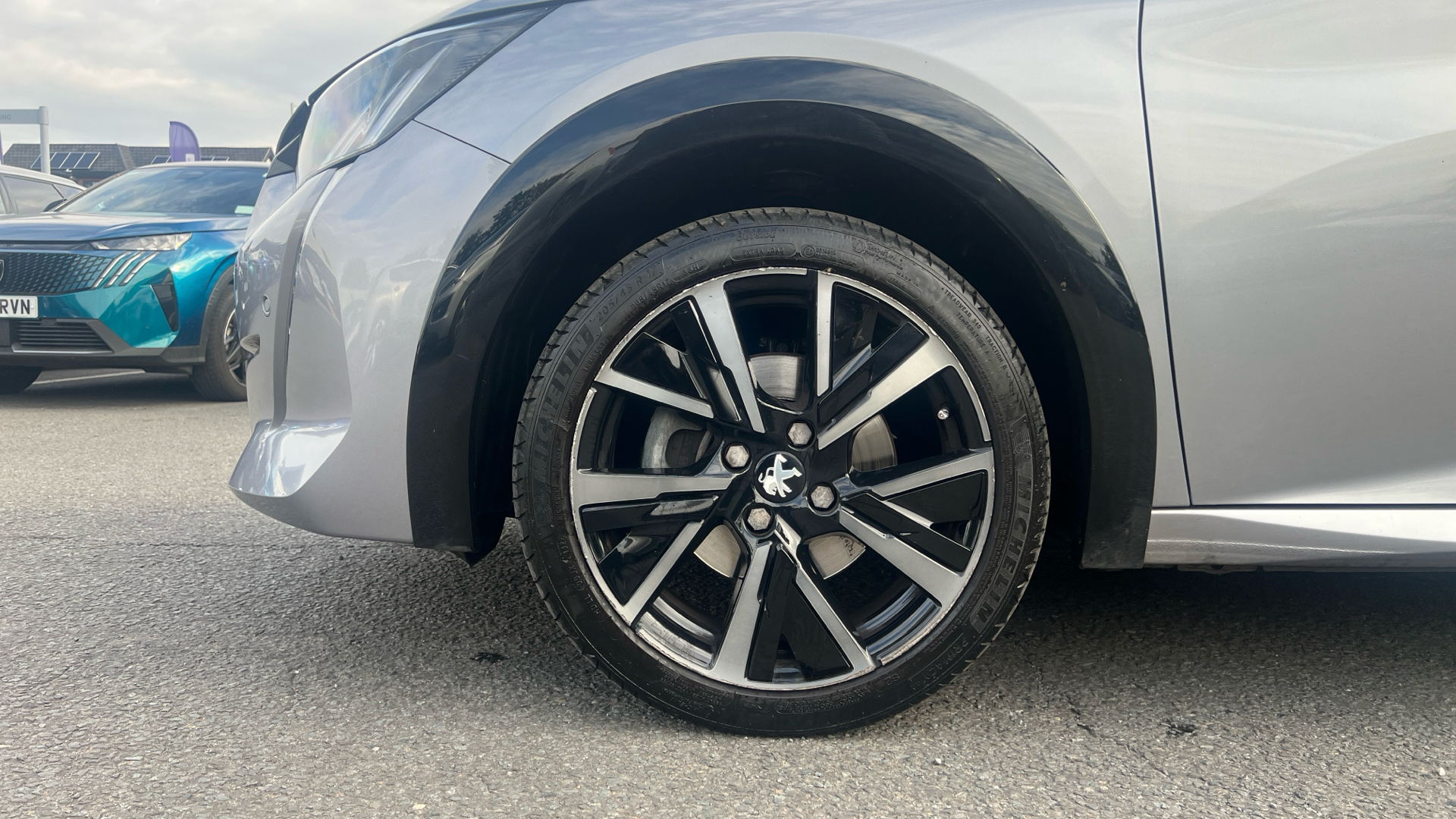 car image