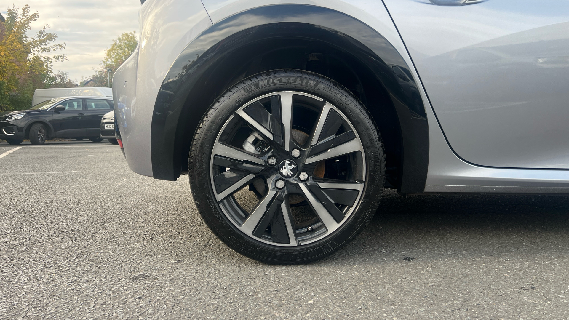 car image