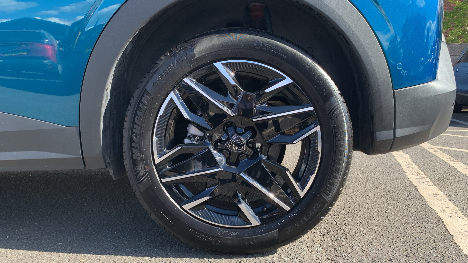 car image